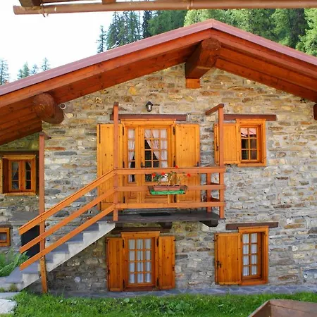Affittacamere Scalvino Oda ve Kahvaltı Courmayeur